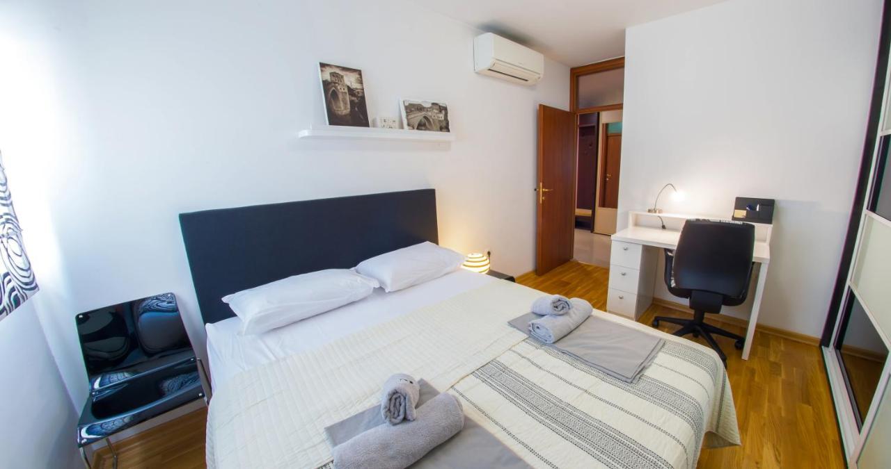 Apartment R Luxor With Parking Garage Mostar Bagian luar foto
