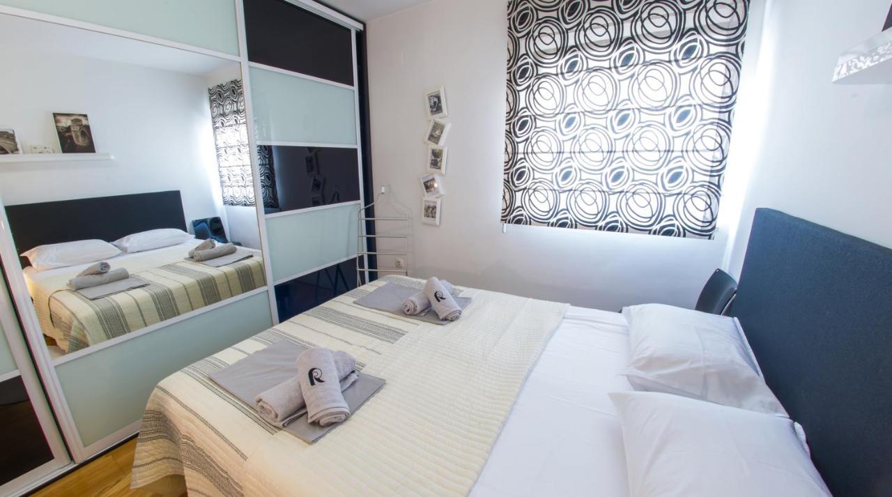 Apartment R Luxor With Parking Garage Mostar Bagian luar foto