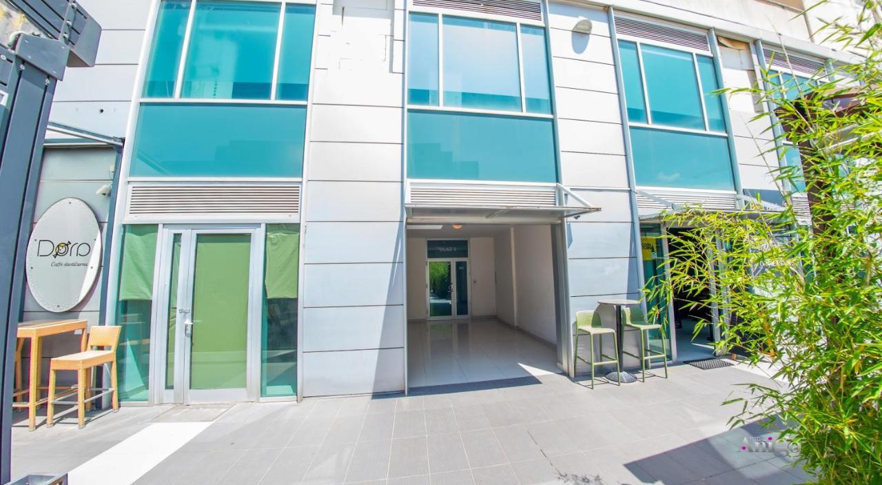 Apartment R Luxor With Parking Garage Mostar Bagian luar foto
